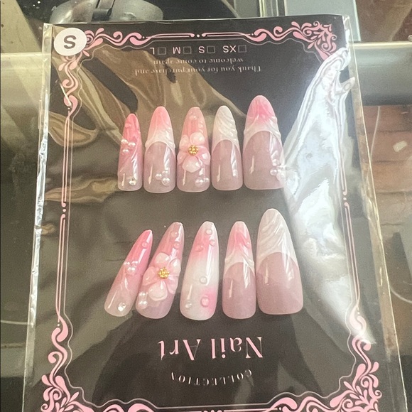 Other - Pink Floral Nail Art Set